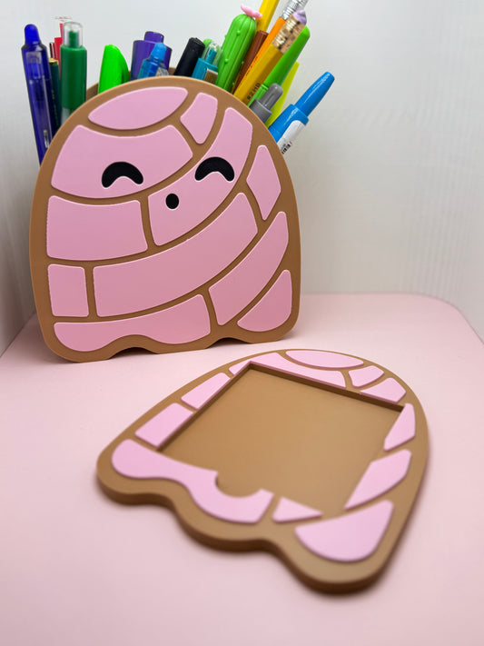 Concha Ghost Pen Holder & Sticky Note Holder