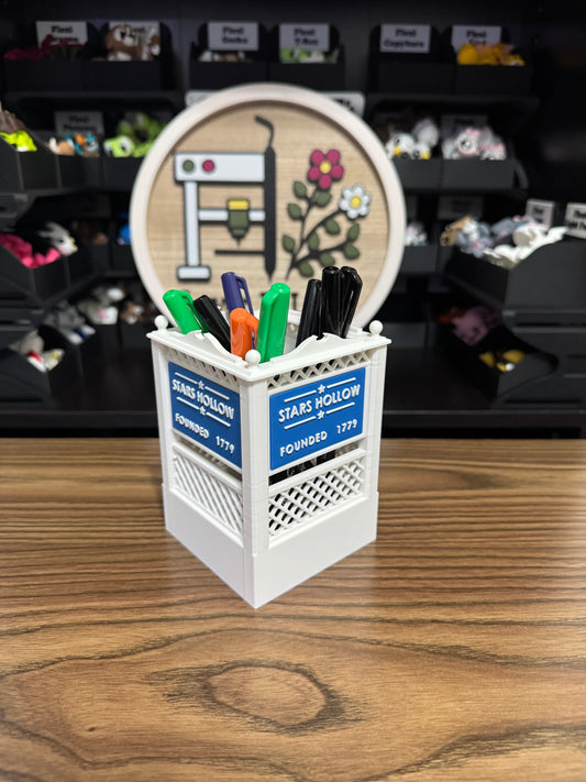 Stars Hollow Pen Holder