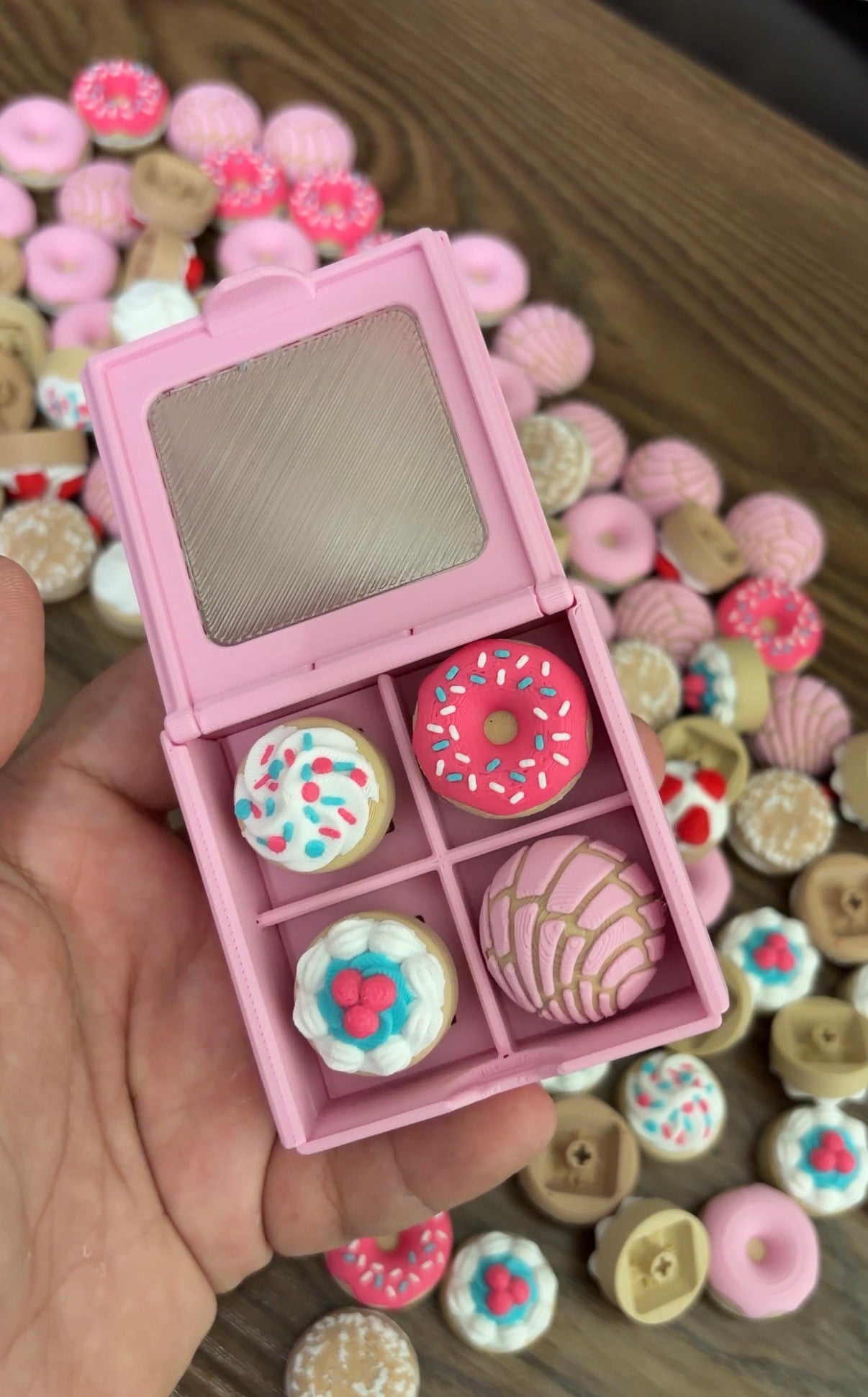 Bakery Box Fidget Clicker