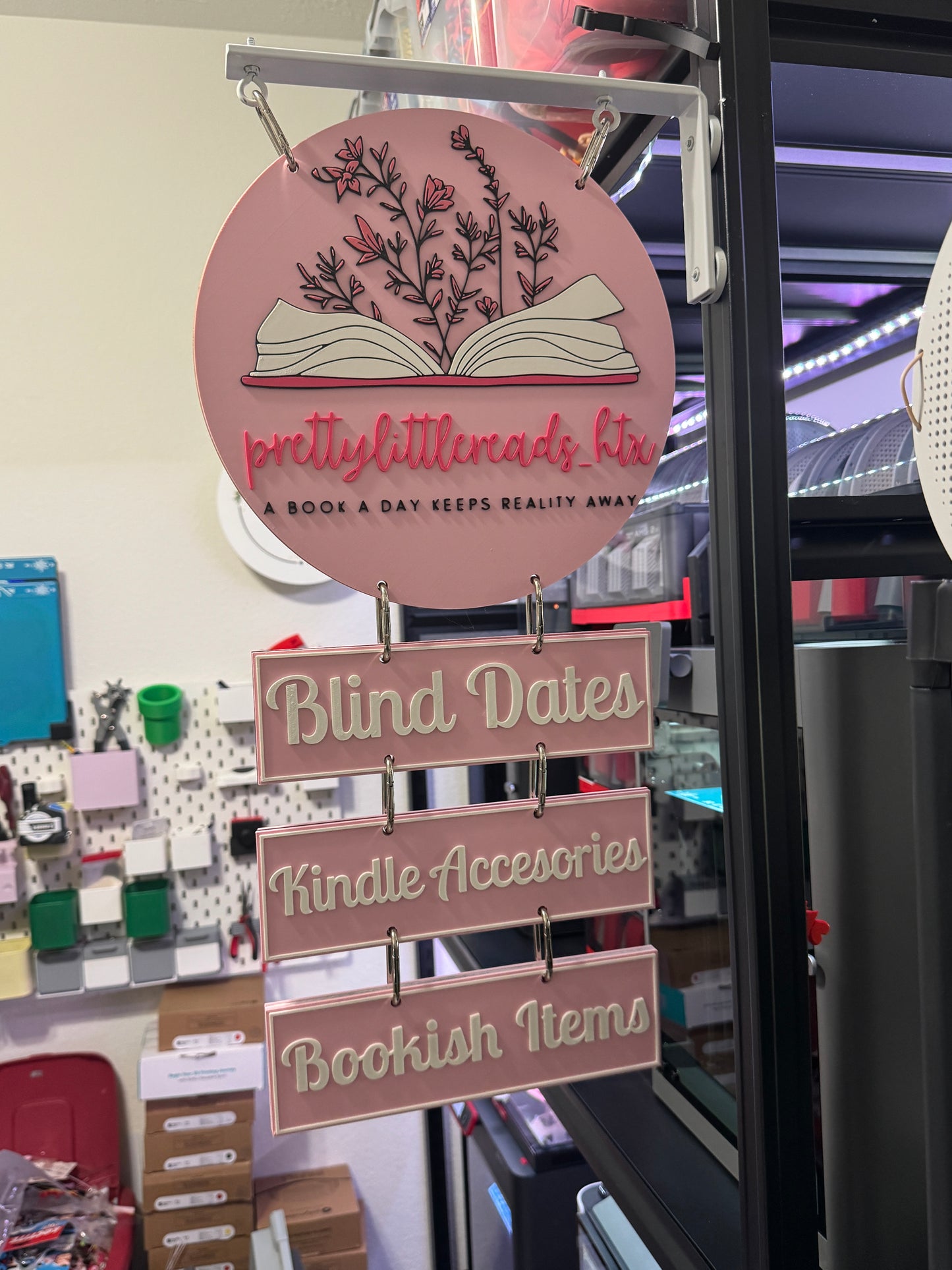 Custom Magnetic Logo Vendor Hanging Sign (12”)